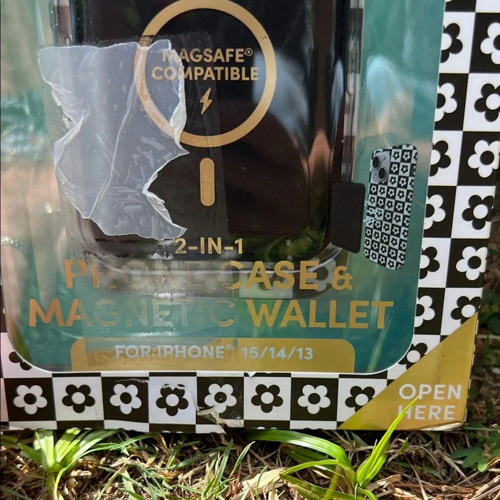 2-in-1 Black and Green Phone Case Wallet
